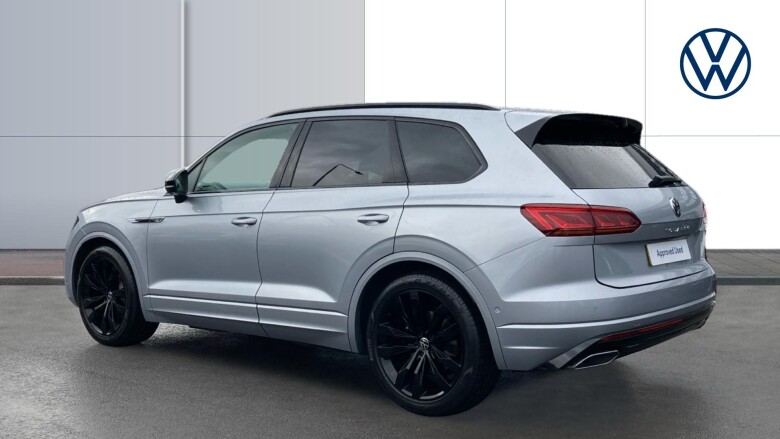 Volkswagen Touareg 3.0 V6 TDI 4Motion Black Edition 5dr Tip Auto Diesel Estate